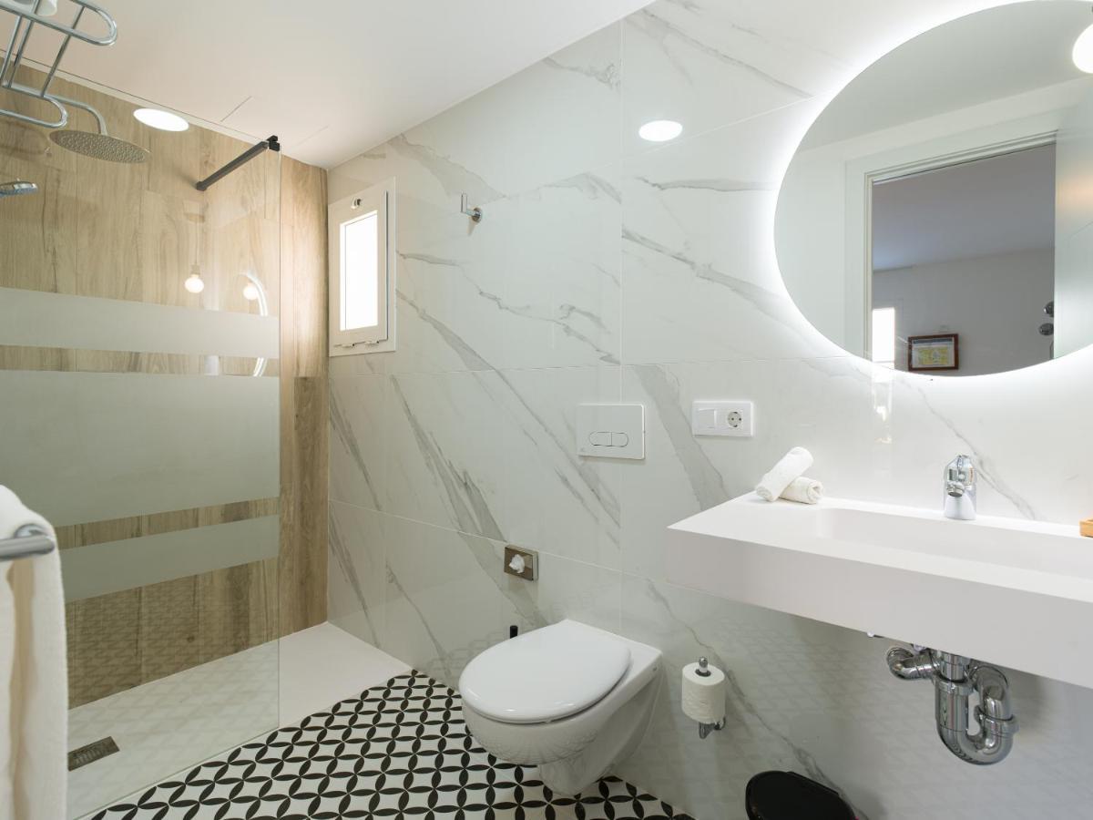 Homeforguest Moderno Apartamento Con Piscina En コラレホ エクステリア 写真